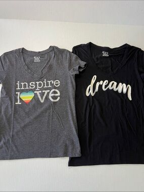 EV1 Women’s V Neck Tee Shirts Size XS